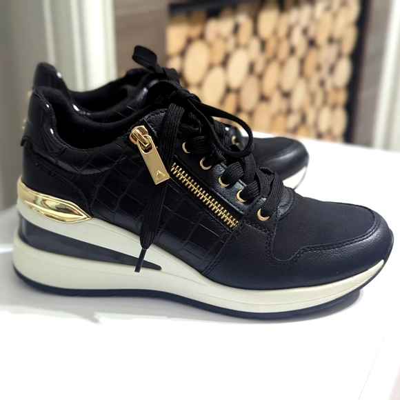 Aldo Sneaker Wedges 7 - Picture 1 of 5